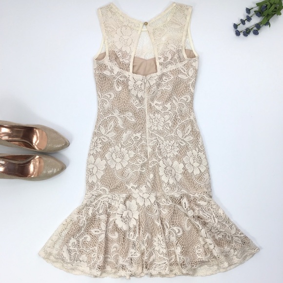 Maria Bonita | Ivory Nude Sleeveless Lace Dress - Picture 6 of 8